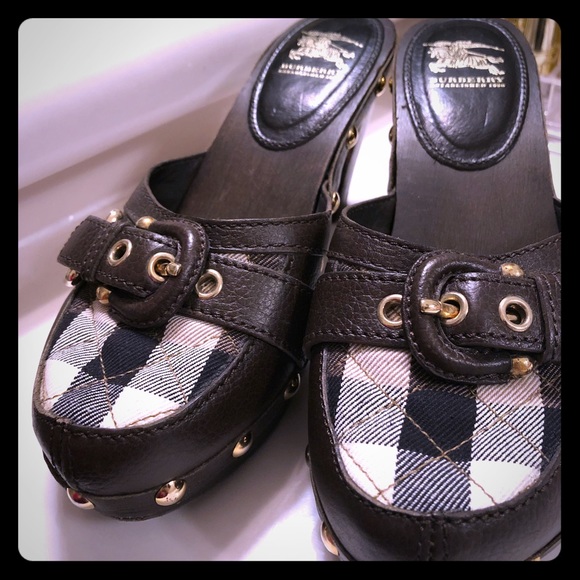 BURBERRY heels!🎉🎉 - Picture 1 of 8